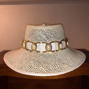 Light Cream Hat